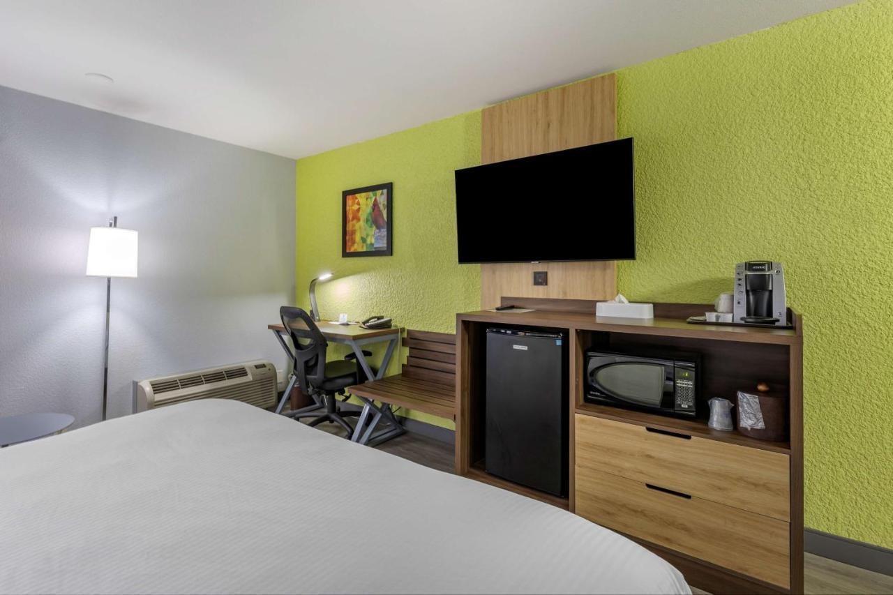 Hotel Western St. Louis West-westport